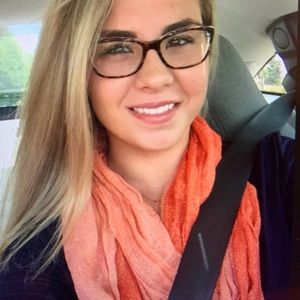 Meet your Posher, Jasmine